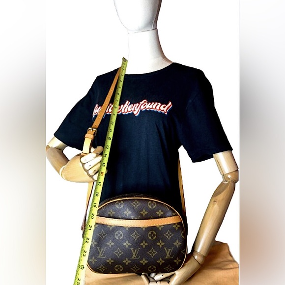 LOUIS VUITTON Monogram Blois Crossbody Shoulder Bag WITH: LV Dust Bag COA - Picture 13 of 17